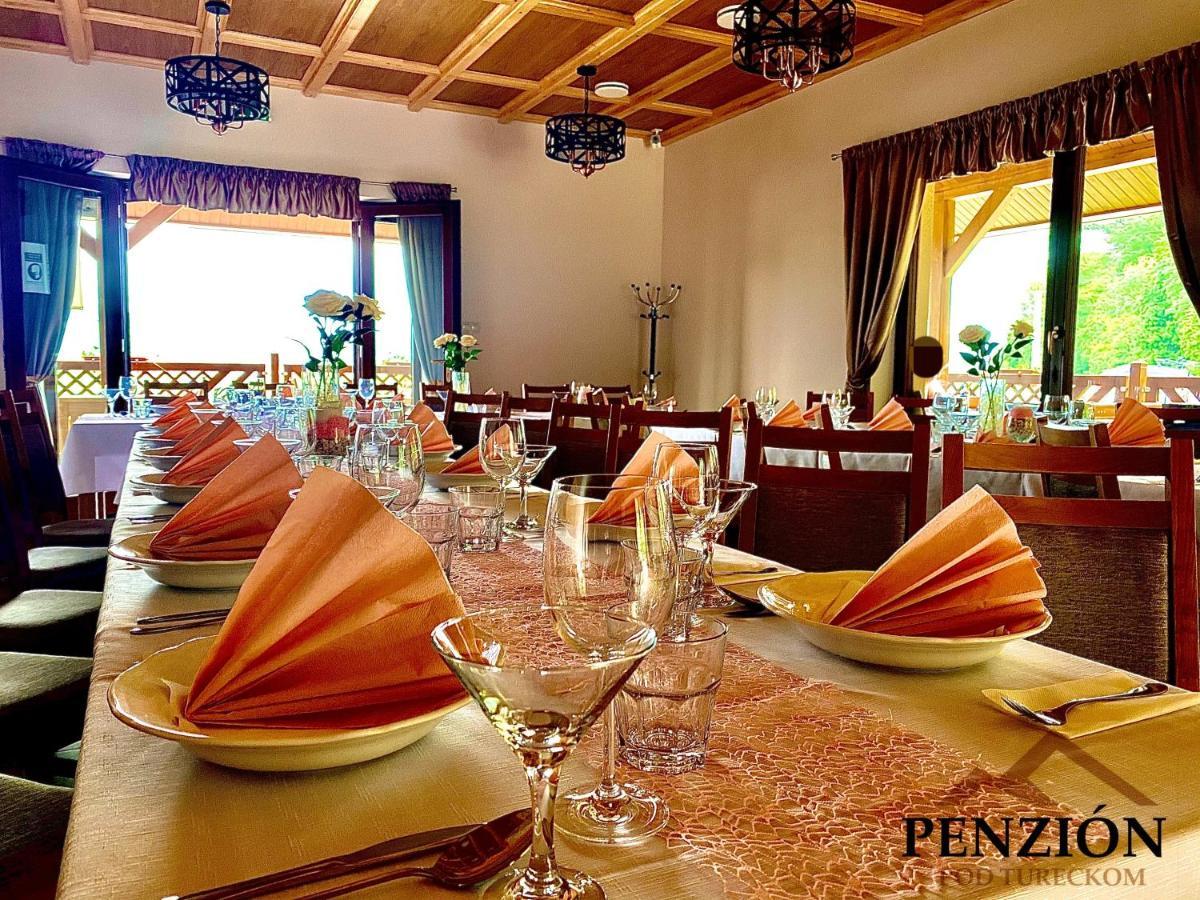 Hotel Penzion Pod Tureckom à Trenčianske Bohuslavice Extérieur photo
