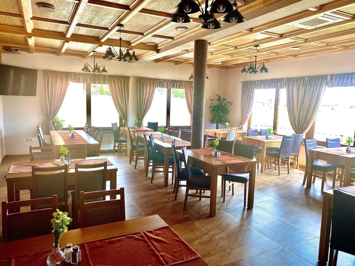 Hotel Penzion Pod Tureckom à Trenčianske Bohuslavice Extérieur photo